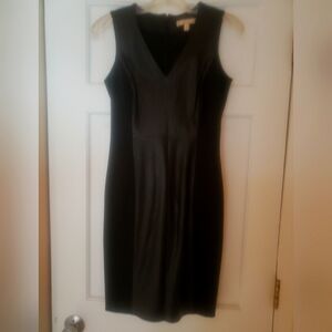 Elegant Black Sleeveless Dress